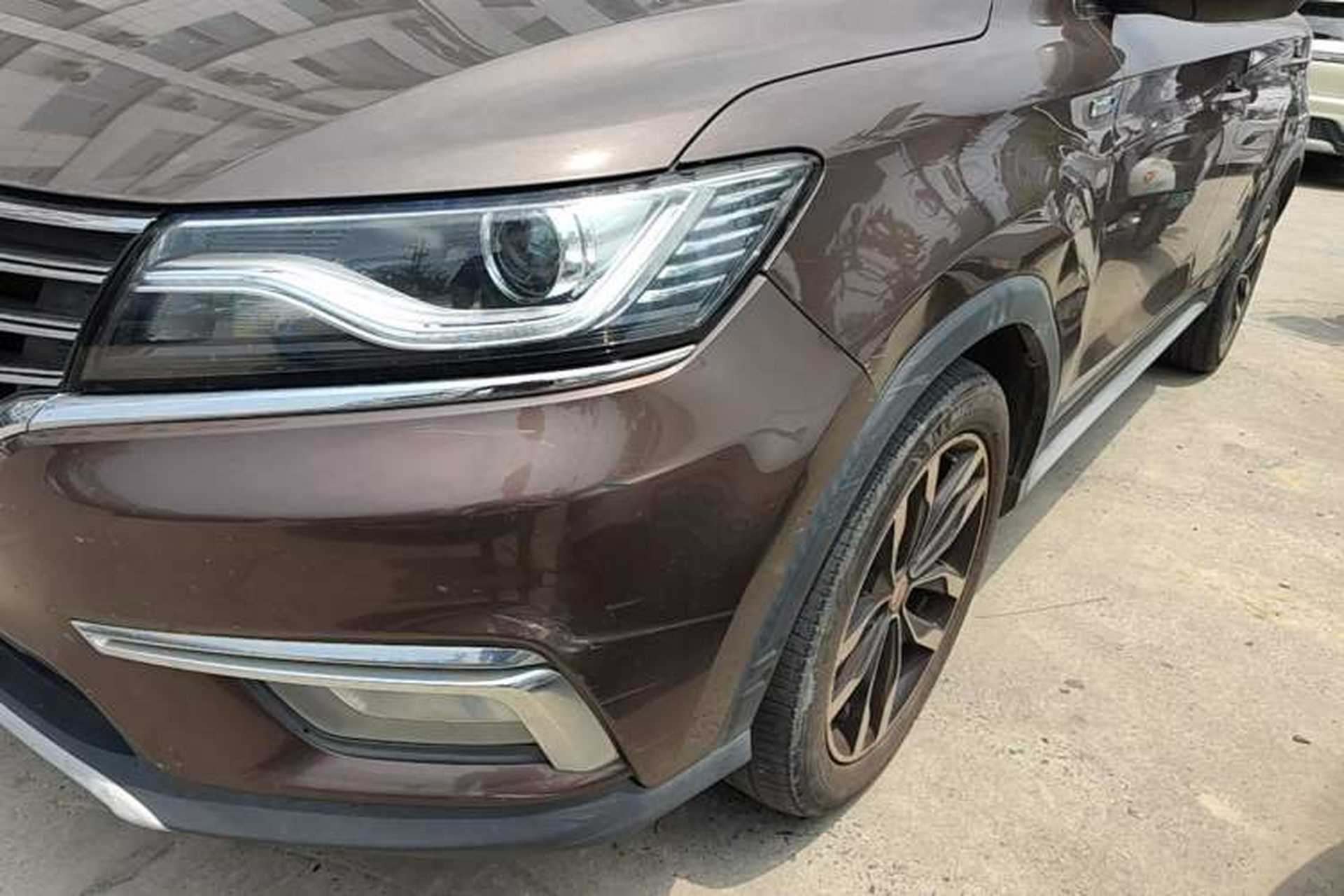 Used Roewe RX5 2016 20T Two-Wheel Drive Manual Transmission Internet Smart Edition Left Front Headlight
