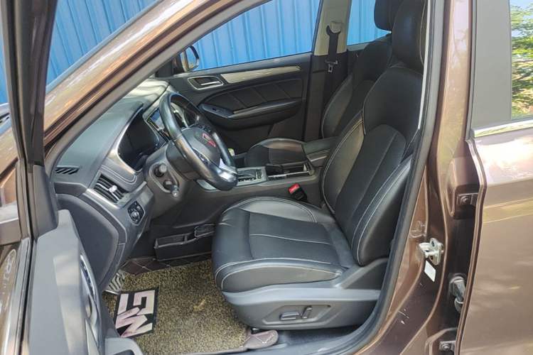 Used Roewe RX5 2016 20T Two-Wheel Drive Automatic Internet Smart Edition Left Front Seat