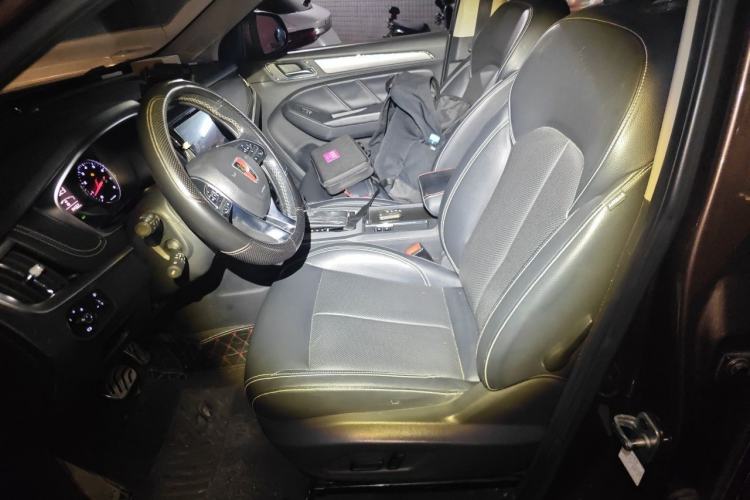 Used Roewe RX5 2016 20T Two-Wheel Drive Automatic Internet Smart Edition Left Front Seat