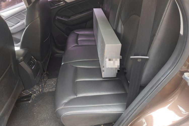 Used Roewe RX5 2016 20T Two-Wheel Drive Automatic Internet Smart Edition Left Rear Seat