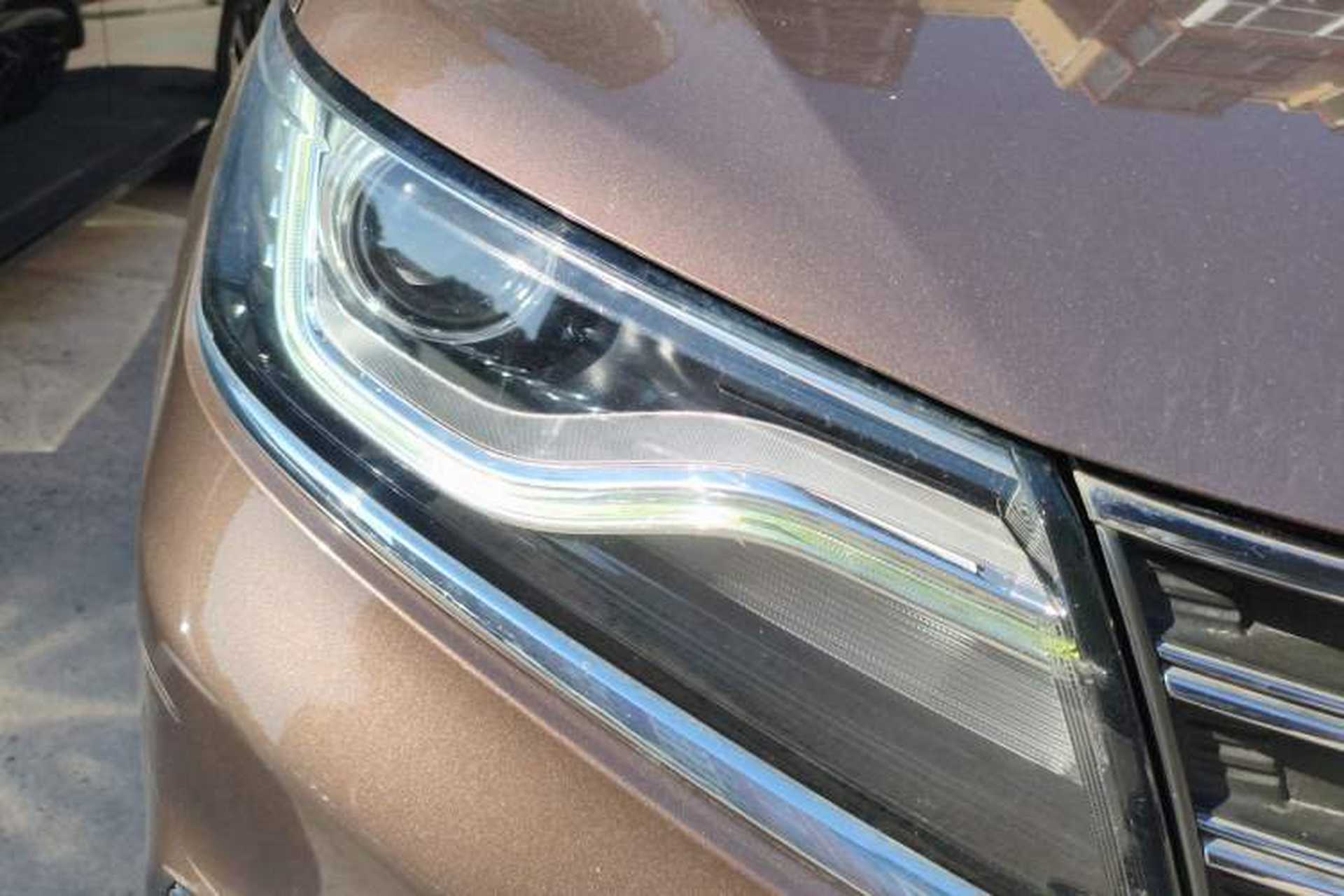 Used Roewe RX5 2016 20T Two-Wheel Drive Automatic Internet Smart Edition Right Front Headlight