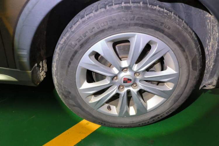 Used Roewe RX5 2016 20T Two-Wheel Drive Manual Flagship Edition Right Front Wheel Hub