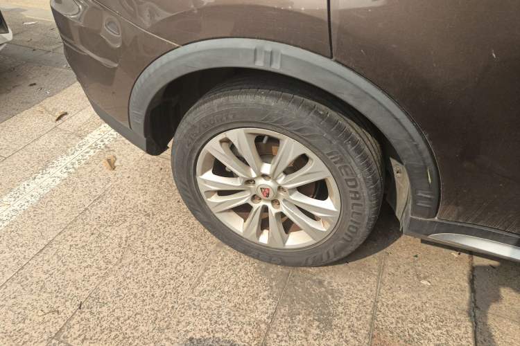Used Roewe RX5 2016 20T Two-Wheel Drive Automatic Flagship Edition Right Rear Wheel Hub