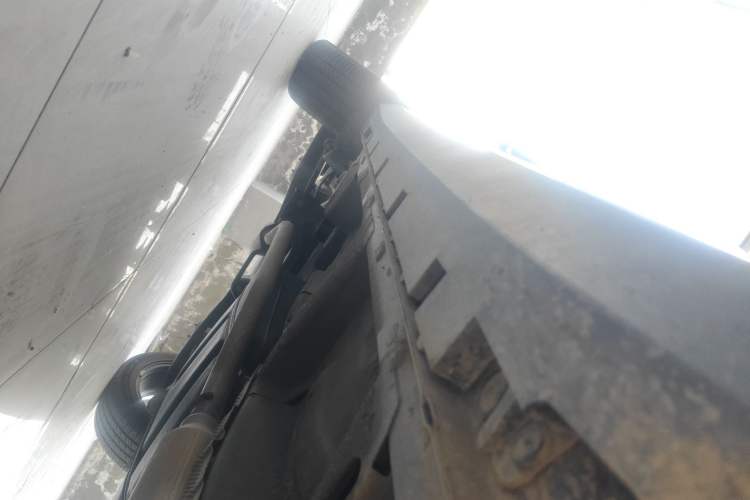 Used Roewe RX5 2016 20T Two-Wheel Drive Automatic Internet Smart Edition Right Side Sill