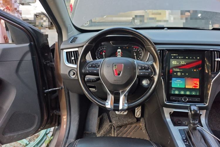 Used Roewe RX5 2016 30T Two-Wheel Drive Automatic Internet Smart Edition Steering Wheel