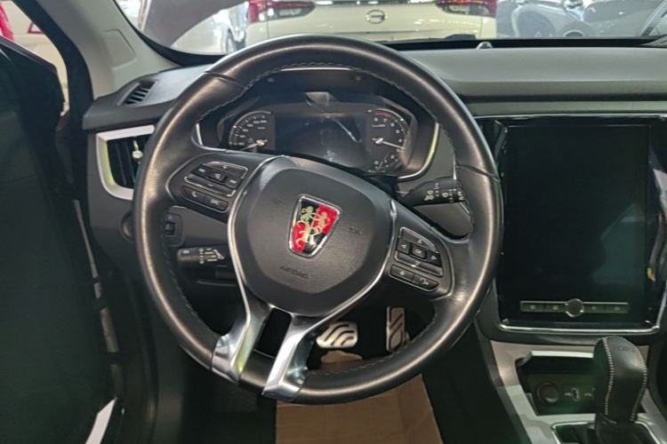 Used Roewe RX5 2016 30T Two-Wheel Drive Automatic Internet Smart Edition Steering Wheel