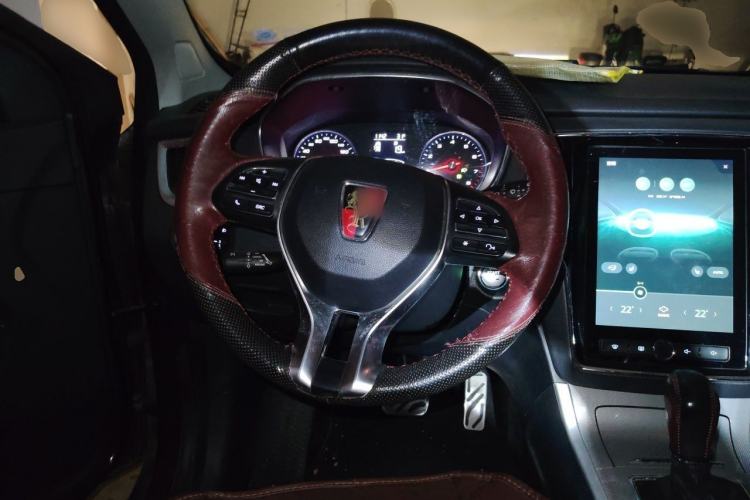 Used Roewe RX5 2016 20T Two-Wheel Drive Automatic Internet Smart Edition Steering Wheel