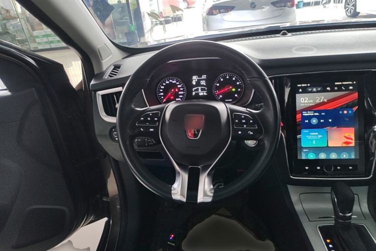 Used Roewe RX5 2016 20T Two-Wheel Drive Automatic Internet Smart Edition Steering Wheel