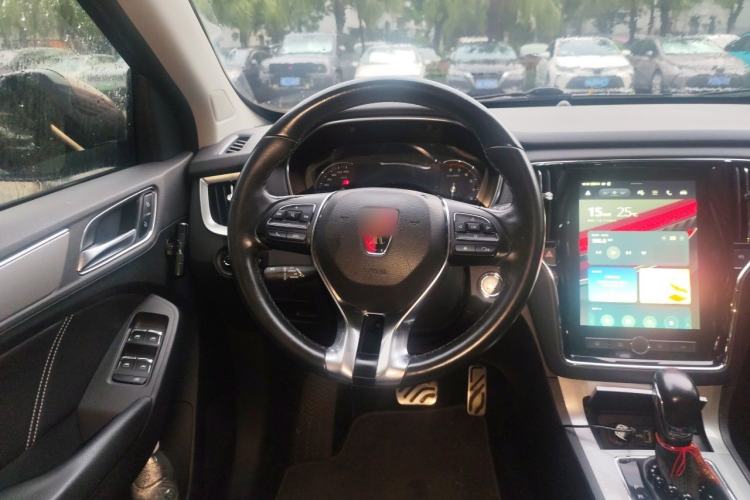 Used Roewe RX5 2016 30T Two-Wheel Drive Automatic Internet Smart Edition Steering Wheel