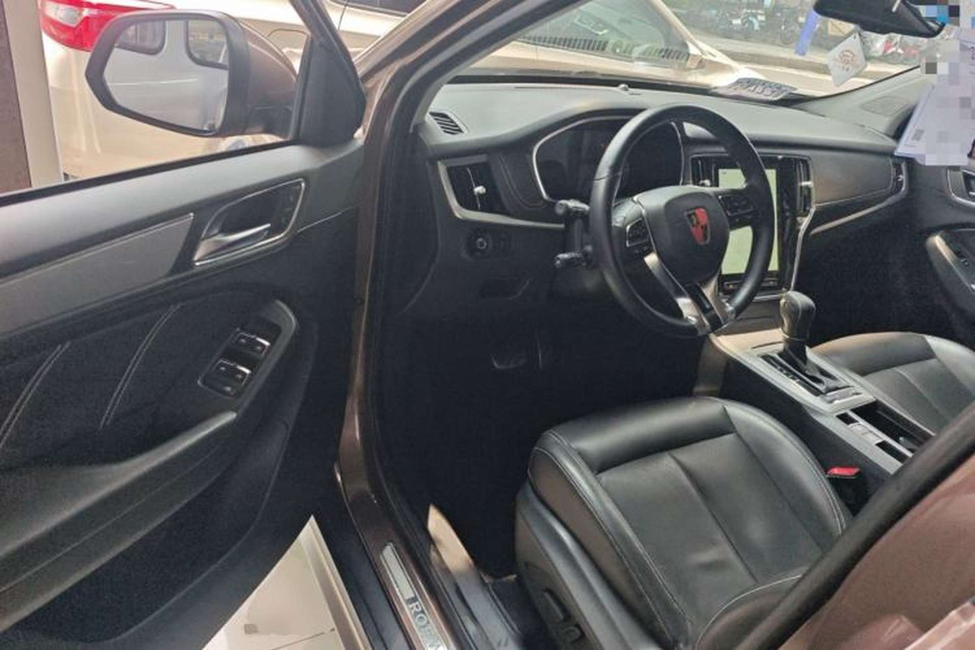 Used Roewe RX5 2016 30T Two-Wheel Drive Automatic Internet Smart Edition Driver Seat