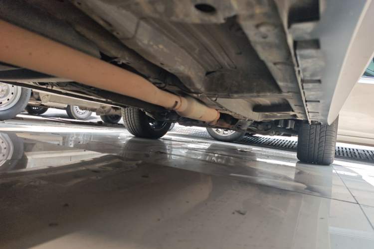Used Roewe RX5 2016 30T Two-Wheel Drive Automatic Internet Smart Edition Right Side Sill