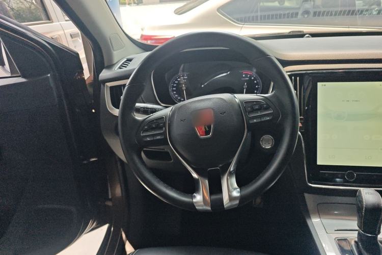 Used Roewe RX5 2016 30T Two-Wheel Drive Automatic Internet Smart Edition Steering Wheel