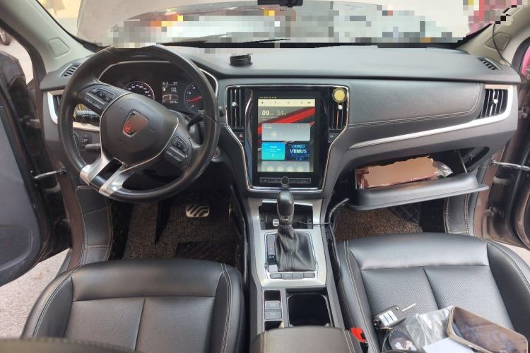 Used Roewe RX5 2016 20T Two-Wheel Drive Automatic Internet Smart Edition Center Console