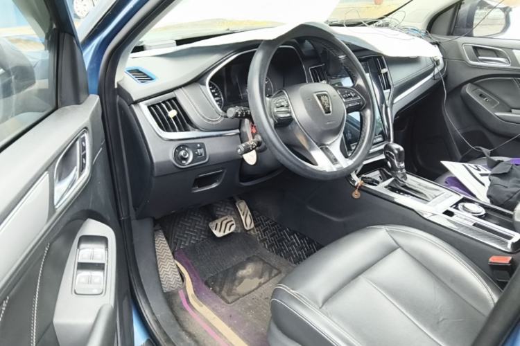 Used Roewe RX5 2016 20T Two-Wheel Drive Automatic Internet Smart Edition Driver Seat