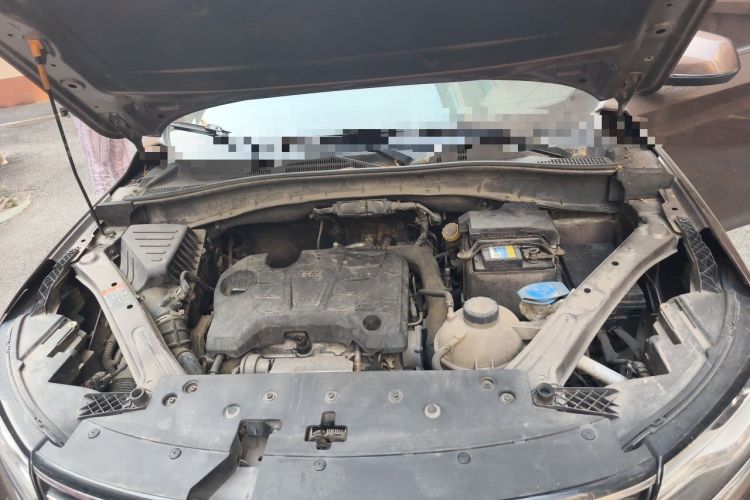 Used Roewe RX5 2016 20T Two-Wheel Drive Automatic Internet Smart Edition Engine Bay