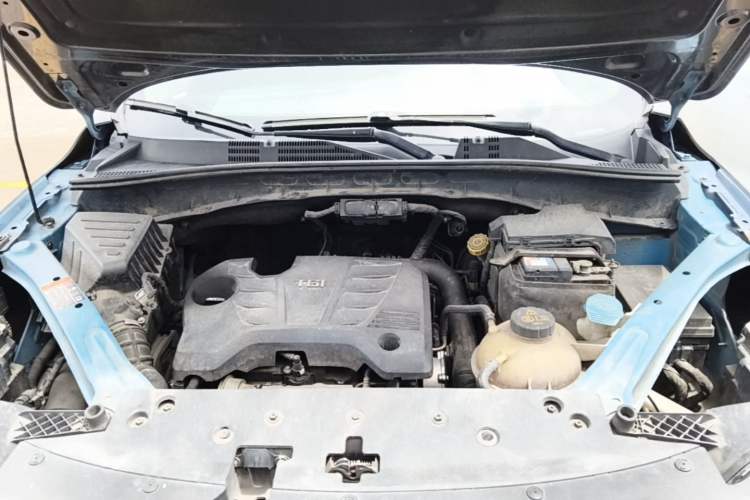 Used Roewe RX5 2016 20T Two-Wheel Drive Automatic Internet Smart Edition Engine Bay
