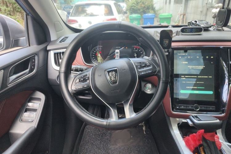 Used Roewe RX5 2016 30T Four-Wheel Drive Automatic Internet Smart Luxury Edition Steering Wheel