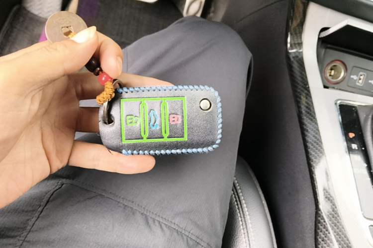 Used Roewe RX5 2016 20T Two-Wheel Drive Automatic Internet Smart Edition Vehicle Key