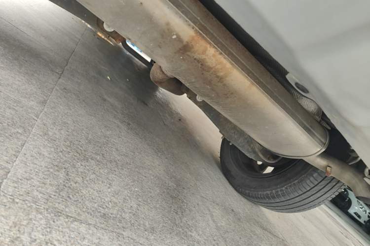 Used Roewe RX5 2016 20T Two-Wheel Drive Automatic Internet Smart Edition Chassis Rear Left