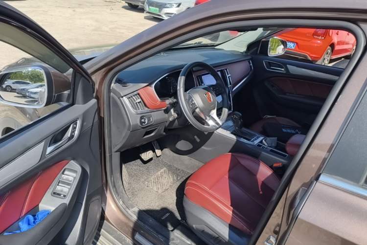 Used Roewe RX5 2016 30T Four-Wheel Drive Automatic Internet Smart Luxury Edition Driver Seat