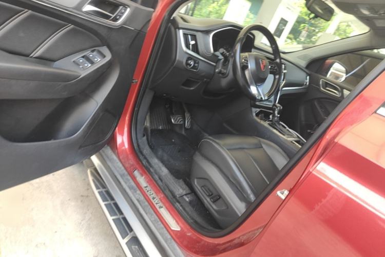 Used Roewe RX5 2016 20T Two-Wheel Drive Automatic Internet Smart Edition Driver Seat