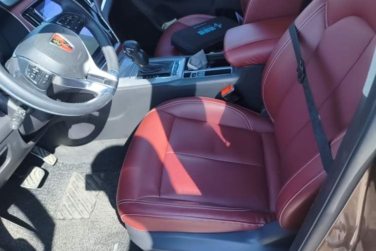 Used Roewe RX5 2016 30T Four-Wheel Drive Automatic Internet Smart Luxury Edition Left Front Seat