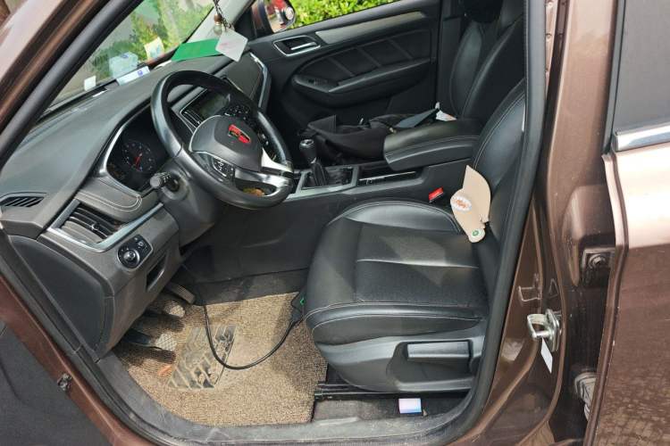 Used Roewe RX5 2016 20T Two-Wheel Drive Manual Flagship Edition Left Front Seat