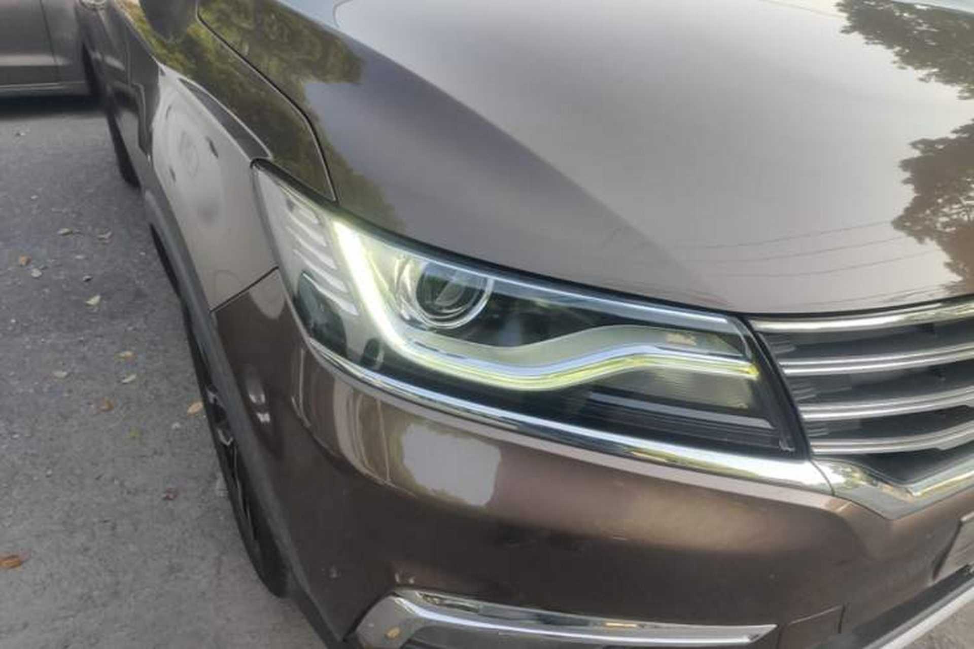 Used Roewe RX5 2016 20T Two-Wheel Drive Automatic Internet Smart Edition Right Front Headlight