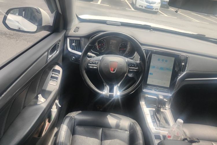 Used Roewe RX5 2016 20T Two-Wheel Drive Automatic Internet Smart Edition Steering Wheel