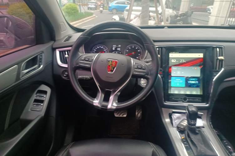 Used Roewe RX5 2016 20T Two-Wheel Drive Automatic Internet Smart Edition Steering Wheel