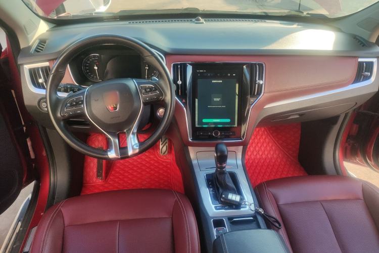 Used Roewe RX5 2016 30T Four-Wheel Drive Automatic Internet Smart Luxury Edition Center Console