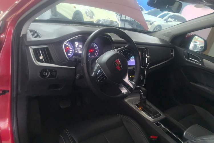 Used Roewe RX5 2016 20T Two-Wheel Drive Automatic Flagship Edition Center Console