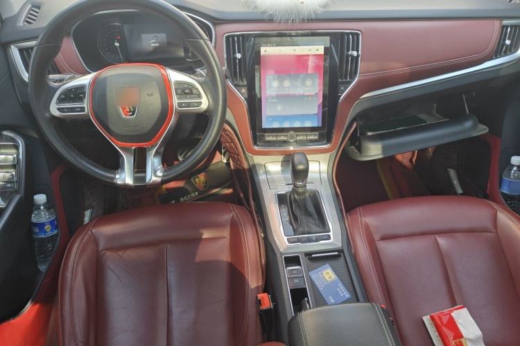 Used Roewe RX5 2016 30T Four-Wheel Drive Automatic Internet Smart Luxury Edition Center Console
