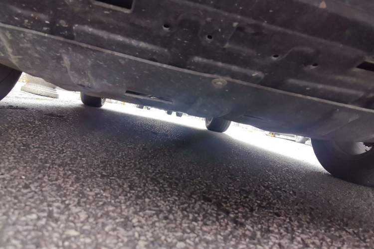 Used Roewe RX5 2016 20T Two-Wheel Drive Automatic Internet Smart Edition Chassis Front