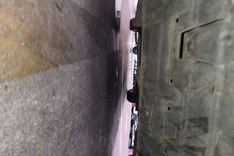 Used Roewe RX5 2016 20T Two-Wheel Drive Automatic Internet Smart Edition Chassis Front