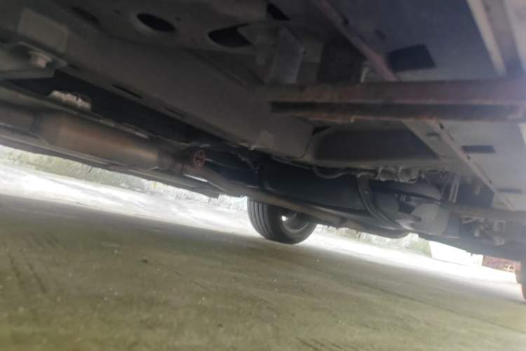 Used Roewe RX5 2016 20T Two-Wheel Drive Automatic Internet Smart Edition Chassis Front Left