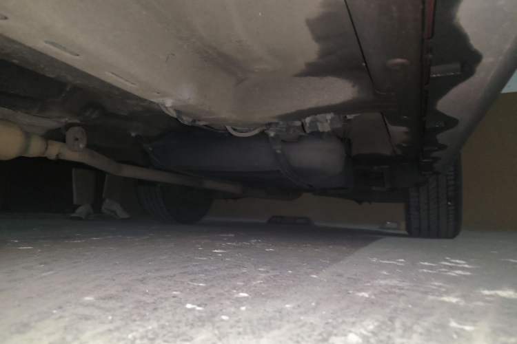 Used Roewe RX5 2016 20T Two-Wheel Drive Automatic Internet Smart Edition Chassis Front Left