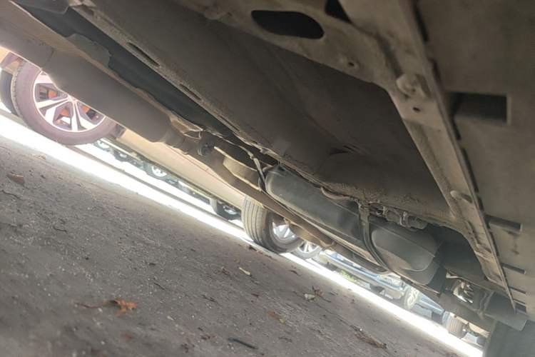 Used Roewe RX5 2016 20T Two-Wheel Drive Automatic Internet Smart Edition Chassis Front Left
