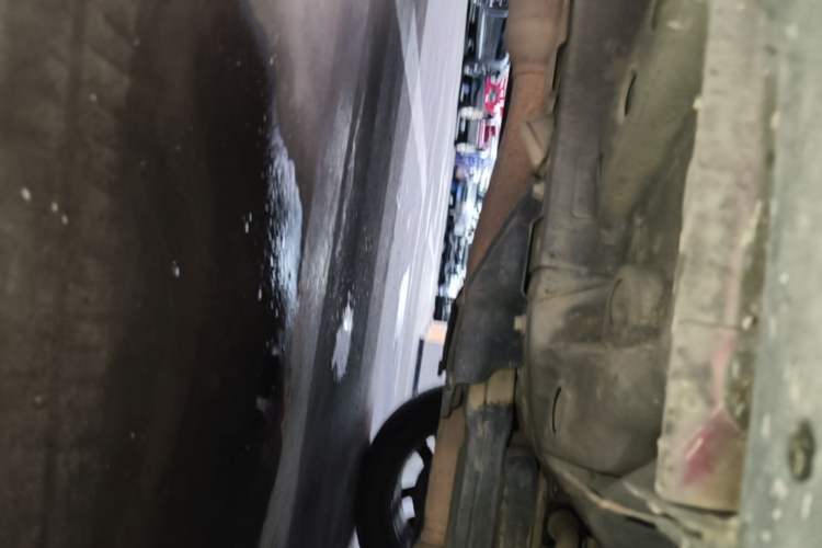 Used Roewe RX5 2016 20T Two-Wheel Drive Automatic Internet Smart Edition Chassis Front Right