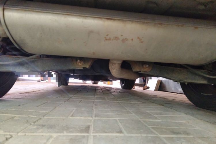 Used Roewe RX5 2016 20T Two-Wheel Drive Automatic Internet Smart Edition Chassis Rear