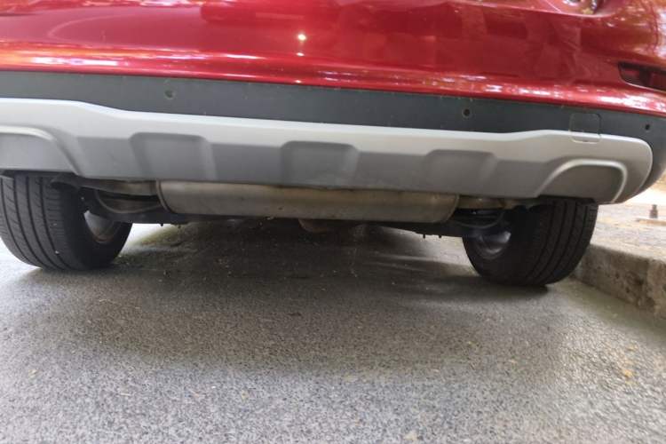 Used Roewe RX5 2016 20T Two-Wheel Drive Automatic Internet Smart Edition Chassis Rear