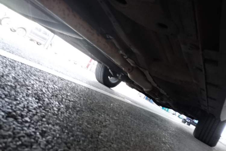 Used Roewe RX5 2016 20T Two-Wheel Drive Automatic Internet Smart Edition Chassis Rear Right
