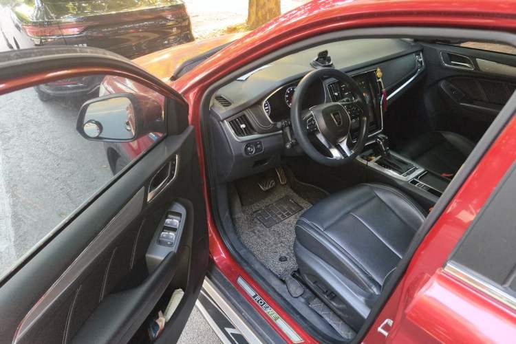 Used Roewe RX5 2016 20T Two-Wheel Drive Automatic Internet Smart Edition Driver Seat