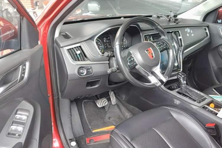 Used Roewe RX5 2016 20T Two-Wheel Drive Automatic Internet Smart Edition Driver Seat