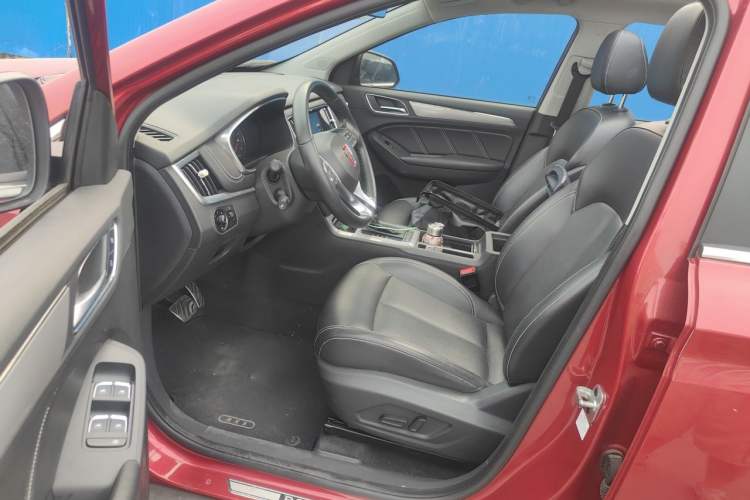Used Roewe RX5 2016 20T Two-Wheel Drive Automatic Internet Smart Edition Driver Seat