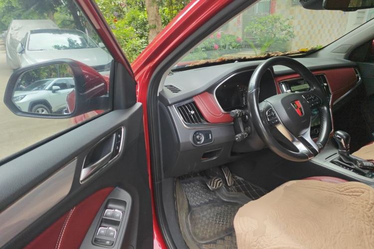Used Roewe RX5 2016 30T Four-Wheel Drive Automatic Internet Smart Luxury Edition Driver Seat