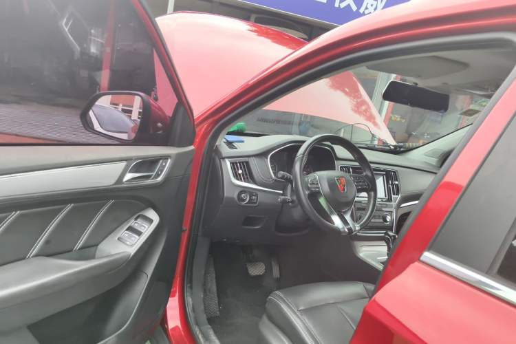 Used Roewe RX5 2016 20T Two-Wheel Drive Automatic Flagship Edition Driver Seat