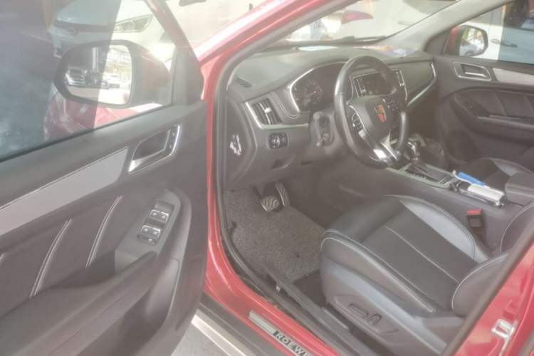 Used Roewe RX5 2016 20T Two-Wheel Drive Automatic Internet Smart Edition Driver Seat