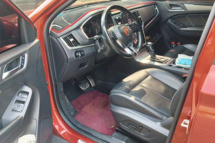 Used Roewe RX5 2016 30T Two-Wheel Drive Automatic Internet Smart Edition Driver Seat