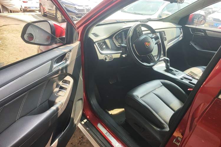 Used Roewe RX5 2016 20T Two-Wheel Drive Automatic Internet Smart Edition Driver Seat